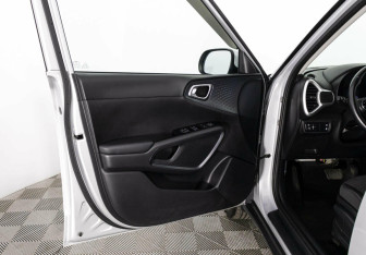 Подержанный автомобиль Kia Soul 2020 года (20 фото)