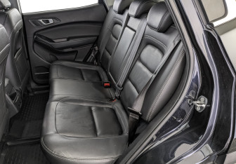 Подержанный автомобиль Chery Tiggo 4 2022 года (18 фото)