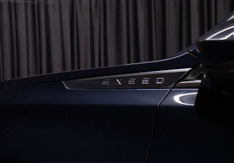 Подержанный автомобиль Exeed VX 2022 года (27 фото)