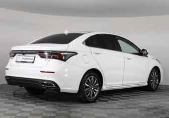 Подержанный автомобиль Omoda S5 2023 года (5 фото)