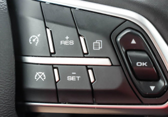 Подержанный автомобиль Haval F7 2022 года (11 фото)