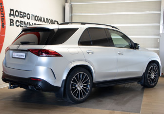 Подержанный автомобиль Mercedes-Benz GLE 2019 года (4 фото)