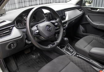 Подержанный автомобиль Skoda Rapid Liftback 2020 года (16 фото)