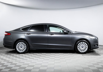 Подержанный автомобиль Ford Mondeo Sedan 2016 года (4 фото)