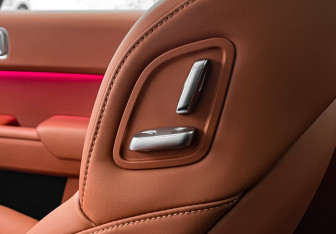 Подержанный автомобиль LiXiang L7 2024 года (27 фото)