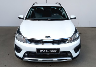 Подержанный автомобиль Kia Rio Hatchback 2018 года (2 фото)
