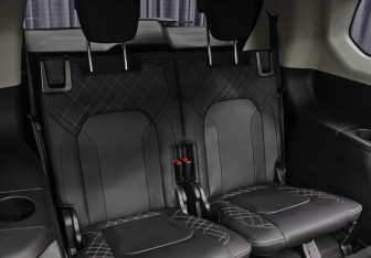 Подержанный автомобиль Exeed VX 2022 года (10 фото)