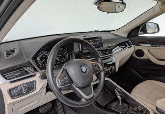 Подержанный автомобиль BMW X2 2020 года (15 фото)