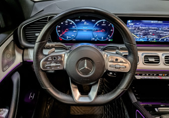 Подержанный автомобиль Mercedes-Benz GLE 2022 года (22 фото)