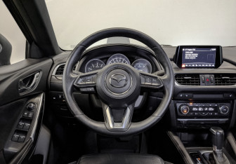 Подержанный автомобиль Mazda 6 Sedan 2017 года (22 фото)