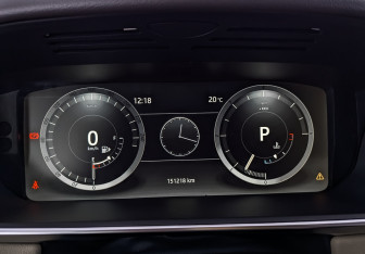 Подержанный автомобиль Land Rover Range Rover Sport 2017 года (16 фото)