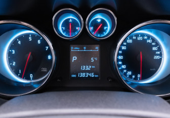 Подержанный автомобиль Changan CS35 2014 года (11 фото)