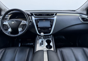 Подержанный автомобиль Nissan Murano Suv 2021 года (18 фото)