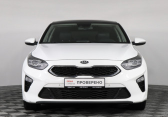 Подержанный автомобиль Kia Ceed Hatchback 2018 года (2 фото)
