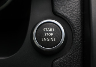 Подержанный автомобиль Land Rover Freelander 2013 года (20 фото)
