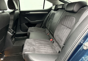 Подержанный автомобиль Skoda Superb Liftback 2017 года (11 фото)