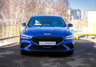 Подержанный автомобиль Genesis G70 2021 года (2 фото)