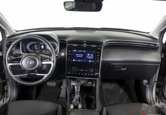 Подержанный автомобиль Hyundai Tucson 2021 года (9 фото)