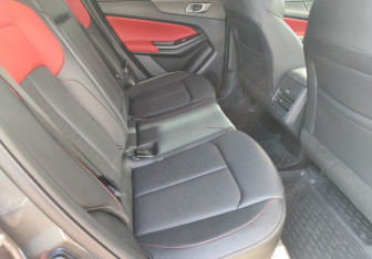 Подержанный автомобиль Changan CS55PLUS 2024 года (11 фото)