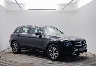 Подержанный автомобиль Mercedes-Benz GLC Coupe 2017 года (3 фото)