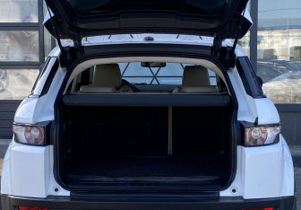 Подержанный автомобиль Land Rover Range Rover Evoque 2012 года (10 фото)