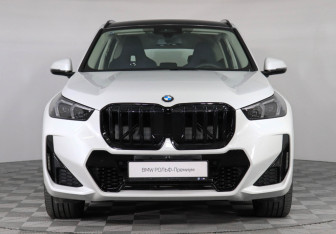 Новый BMW X1 2026 (3 фото)
