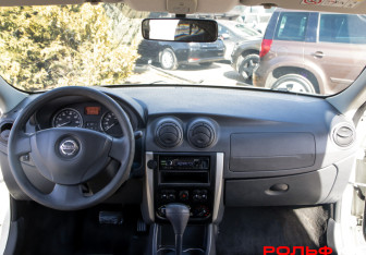 Подержанный автомобиль Nissan Almera Sedan 2017 года (10 фото)