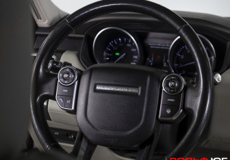 Подержанный автомобиль Land Rover Range Rover Sport 2015 года (13 фото)