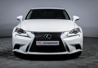 Подержанный автомобиль Lexus IS Sedan 2013 года (2 фото)