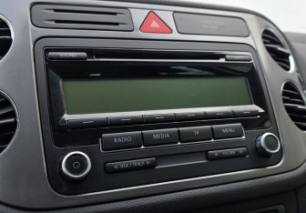 Подержанный автомобиль Volkswagen Tiguan 2009 года (13 фото)