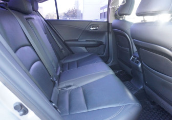 Подержанный автомобиль Honda Accord Sedan 2013 года (10 фото)