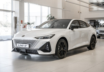 Новый Changan UNI-V 2025 (6 фото)