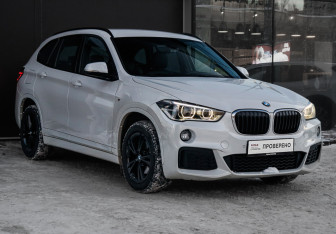 Подержанный автомобиль BMW X1 2018 года (3 фото)