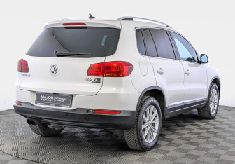 Подержанный автомобиль Volkswagen Tiguan 2012 года (5 фото)