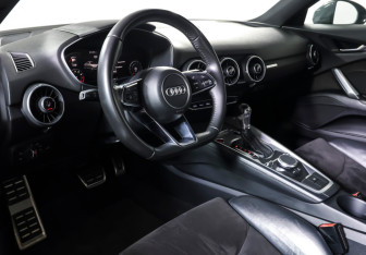 Подержанный автомобиль Audi TT Coupe 2014 года (12 фото)