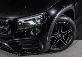 Новый Mercedes-Benz GLB 2025 (10 фото)