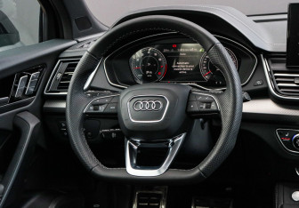 Подержанный автомобиль Audi Q5 2025 года (14 фото)