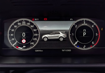 Подержанный автомобиль Land Rover Discovery 2019 года (16 фото)