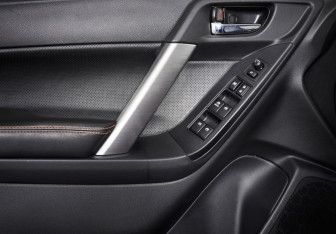 Подержанный автомобиль Subaru Forester Suv 2015 года (16 фото)