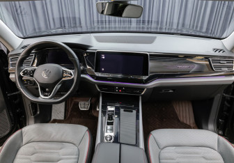 Подержанный автомобиль Volkswagen Teramont 2021 года (14 фото)