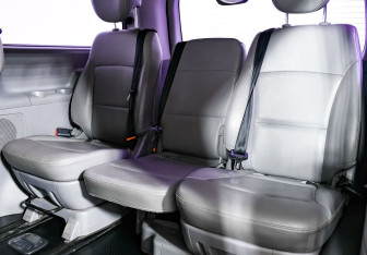 Подержанный автомобиль Hyundai Grand Starex 2016 года (11 фото)