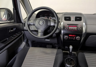 Подержанный автомобиль Suzuki SX4 Hatchback 2012 года (27 фото)