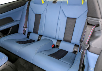 Подержанный автомобиль BMW M4 Coupe 2021 года (12 фото)