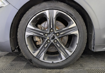 Подержанный автомобиль Kia K5 2020 года (12 фото)