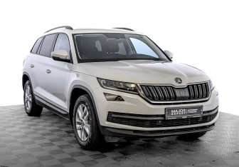 Подержанный автомобиль Skoda Kodiaq 2021 года (3 фото)