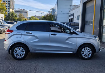 Подержанный автомобиль LADA (ВАЗ) XRAY 2019 года (4 фото)