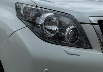 Подержанный автомобиль Toyota Land Cruiser Prado 2012 года (21 фото)