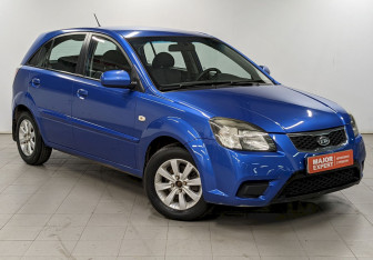 Подержанный автомобиль Kia Rio Hatchback 2010 года (3 фото)