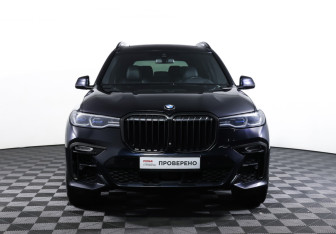 Подержанный автомобиль BMW X7 2020 года (2 фото)