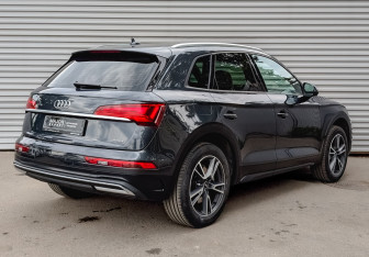 Подержанный автомобиль Audi Q5 2021 года (5 фото)